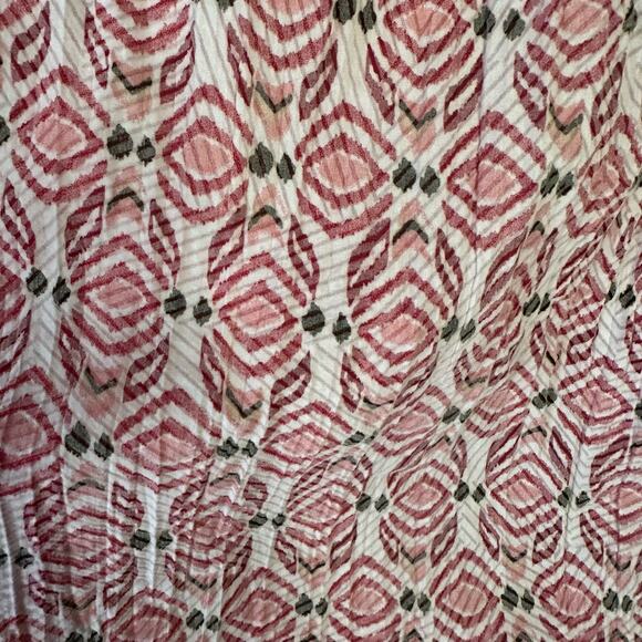 Maggie Barnes Pink Geometric Print Button Up Short Sleeve Size 1X 18/20 - Picture 3 of 5